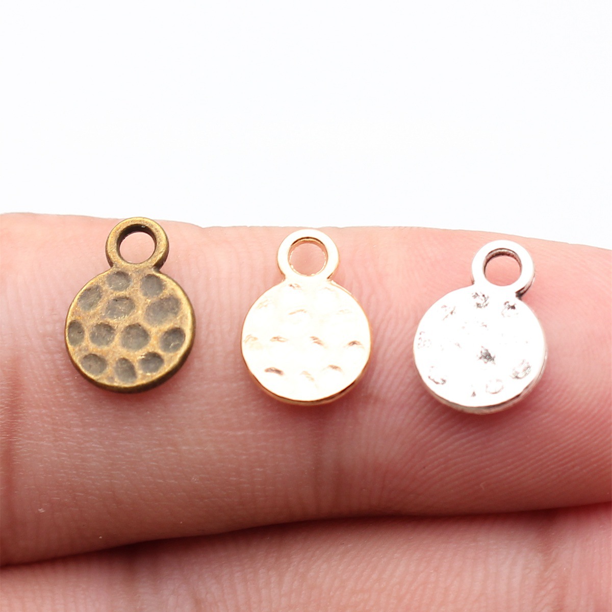 Vintage Fashion Stores - WYSIWYG 40 peças 11x8mm 3 Cores: